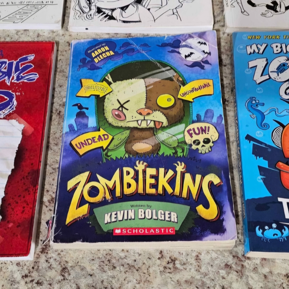 Zombie Kid Diaries Book Collection & Others - Picture 4 of 7
